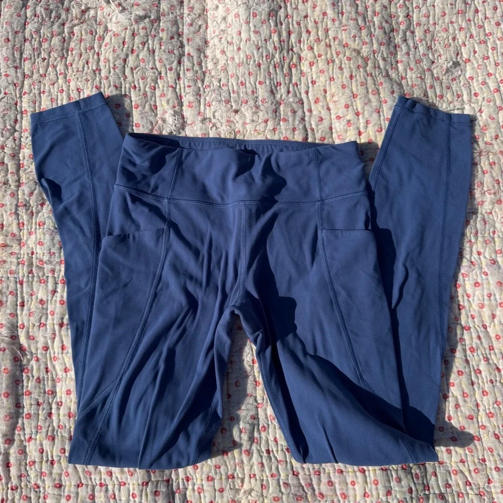 Athleta Girl Stash Your Treasure Tight Blue Leggings Girls Large 12 Side Pockets